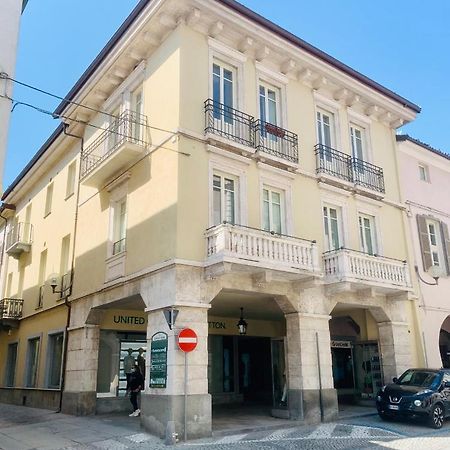 Roma 141 Leilighet Fossano Eksteriør bilde